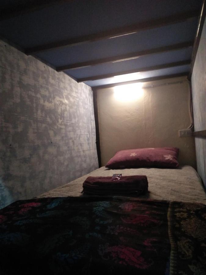 Salty Dog Hostel Telukdalem Dış mekan fotoğraf