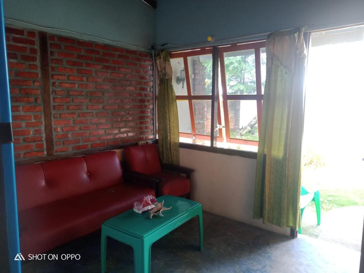 Salty Dog Hostel Telukdalem Dış mekan fotoğraf